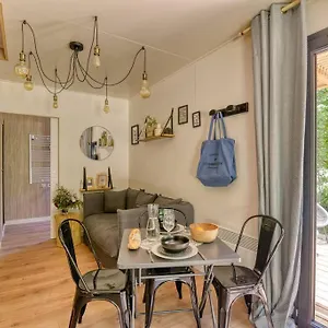chalet-de-charme-avec-piscine.midi-pyreneeshotels.com/